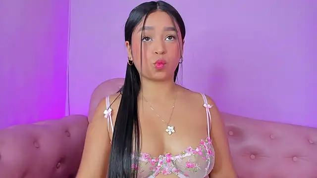 Snapshot of _JuliSweet_ chatting on 09/29/25, 01:05  JuliSweet  online show from 09/29/25, 01:05