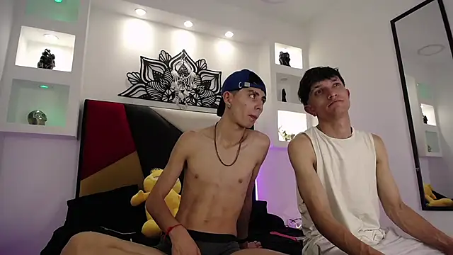 Snapshot of MaikyCooper chatting on 02/26/25, 07:42 MaikyCooper online show from 02/26/25, 07:42