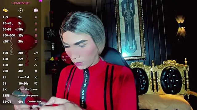 emelly horny  online show from 02/19/25, 11:28