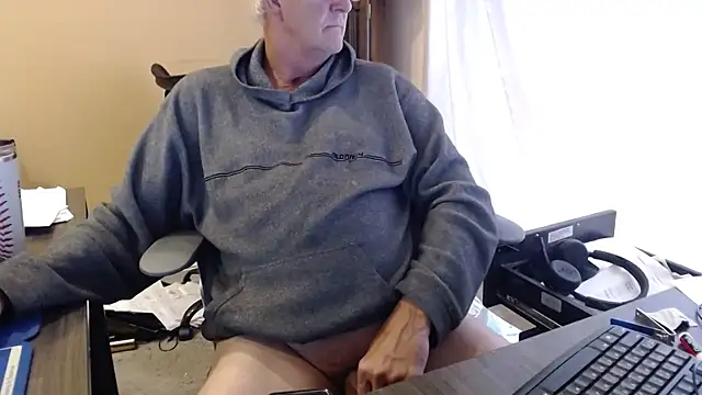 olderandwiser2 online show from 09/09/25, 06:18