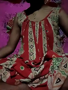 Snapshot of CuteRani001 chatting on 09/16/25, 04:35 CuteRani001 online show from 09/16/25, 04:35