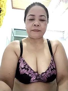 Snapshot of Baby-bigtits2024 chatting on 09/08/25, 10:09 Baby-bigtits2024 online show from 09/08/25, 10:09