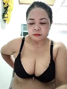 Snapshot of Baby-bigtits2024 chatting on 09/21/25, 09:49 Baby-bigtits2024 online show from 09/21/25, 09:49