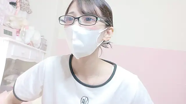 Snapshot of -nyanko- chatting on 10/03/25, 08:17 -nyanko- online show from 10/03/25, 08:17