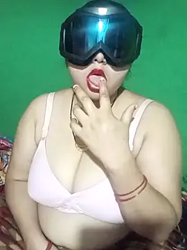 Snapshot of seetatiwari chatting on 02/08/25, 04:47 seetatiwari online show from 02/08/25, 04:47