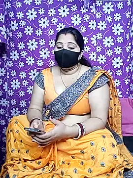 Snapshot of seetatiwari chatting on 03/23/25, 08:48 seetatiwari online show from 03/23/25, 08:48