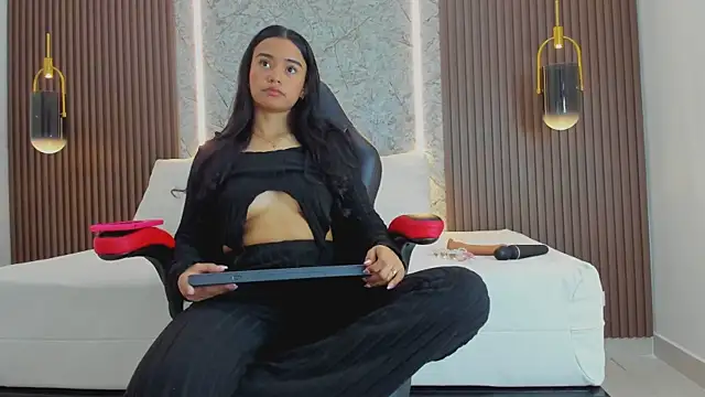 selena foox online show from 03/21/25, 03:22