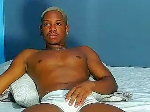 Snapshot of JackBlackone chatting on 09/23/25, 02:09 JackBlackone online show from 09/23/25, 02:09