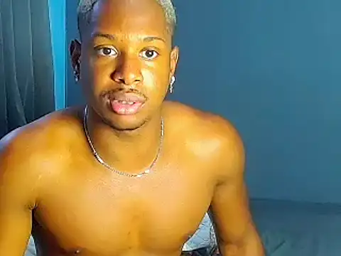 Snapshot of JackBlackone chatting on 10/07/25, 01:30 JackBlackone online show from 10/07/25, 01:30