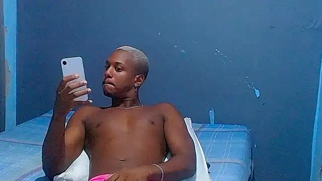 Snapshot of JackBlackone chatting on 03/04/26, 10:54 JackBlackone online show from 03/04/26, 10:54