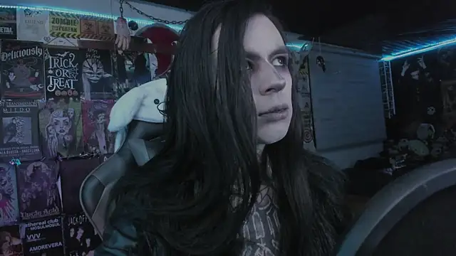 Snapshot of rotten_dreams chatting on 01/13/26, 11:21 rotten dreams online show from 01/13/26, 11:21