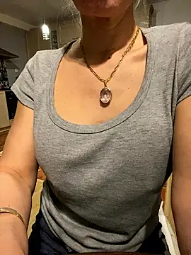 DeboraXporn online show from 01/10/26, 12:23