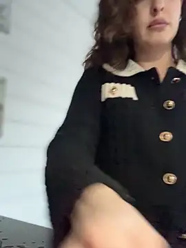 MollyBer online show from 04/10/26, 04:55