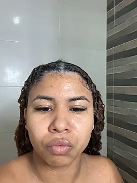 MELINAMARTINS online show from 04/14/26, 08:15