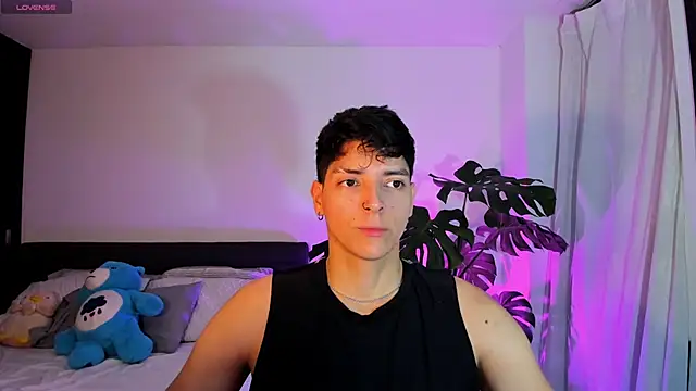  JacobMiller   online show from 09/17/25, 10:00