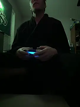 theycallmes3x online show from 03/04/26, 05:24