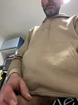 gokudick85 online show from 02/09/25, 02:40