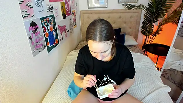 Lika 0ne online show from 02/16/26, 12:23