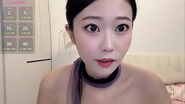 yunyun121 online show from 09/25/25, 02:32
