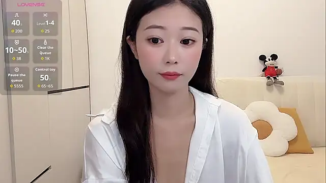yunyun121 online show from 09/28/25, 02:55