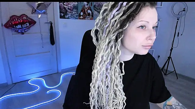 HoneySallyMoore online show from 02/05/26, 11:15