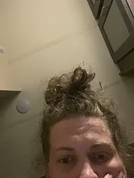 favoritestepsis online show from 09/19/25, 12:34