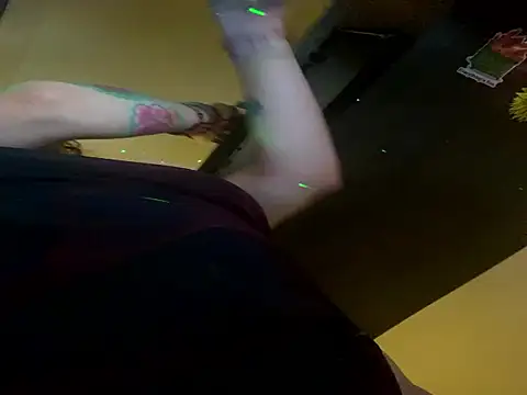 favoritestepsis online show from 10/27/25, 02:21