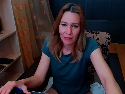 hannaha online show from 04/02/26, 06:49