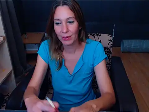 Snapshot of hannaha chatting on 07/25/26, 06:49 hannaha online show from 07/25/26, 06:49