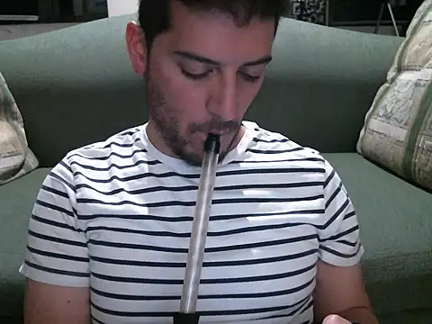 quitomanec online show from 09/16/25, 05:30