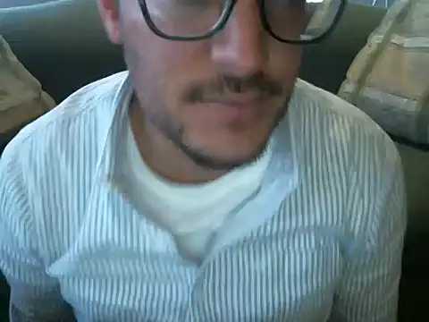 quitomanec online show from 11/24/25, 10:53