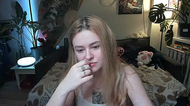 Alexa Pirs online show from 02/08/26, 03:59