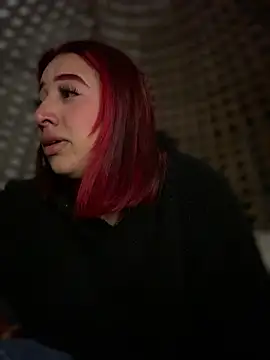 Snapshot of Scarlett-LS chatting on 03/07/25, 03:40 Scarlett-LS online show from 03/07/25, 03:40