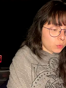 Solo yoss online show from 10/17/25, 06:05