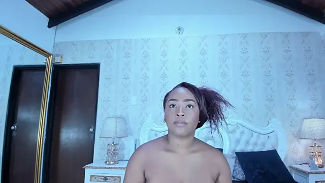 TianahGlow online show from 03/20/25, 07:57