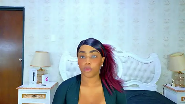 TianahGlow online show from 02/19/26, 07:54