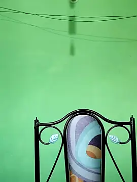 Snapshot of rani130 chatting on 02/14/25, 01:34 rani130 online show from 02/14/25, 01:34