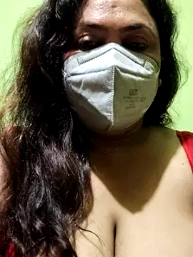 Snapshot of rani130 chatting on 02/21/25, 01:44 rani130 online show from 02/21/25, 01:44