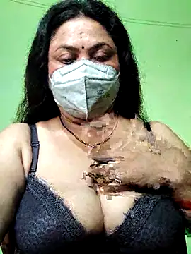 Snapshot of rani130 chatting on 03/17/25, 02:08 rani130 online show from 03/17/25, 02:08