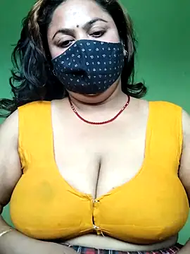 Snapshot of rani130 chatting on 09/16/25, 01:28 rani130 online show from 09/16/25, 01:28