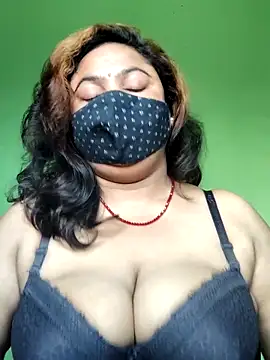 Snapshot of rani130 chatting on 10/09/25, 01:03 rani130 online show from 10/09/25, 01:03