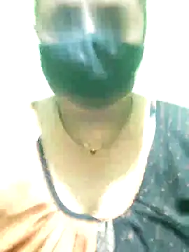 Snapshot of rani130 chatting on 10/26/25, 02:23 rani130 online show from 10/26/25, 02:23