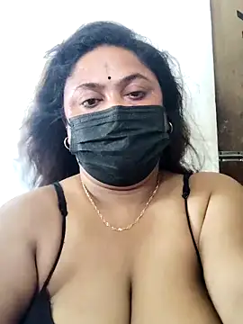 Snapshot of rani130 chatting on 05/16/26, 02:19 rani130 online show from 05/16/26, 02:19