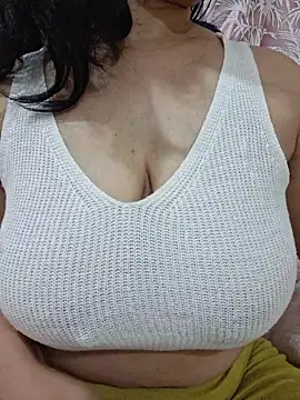 Jassi Does online show from 03/02/26, 10:49