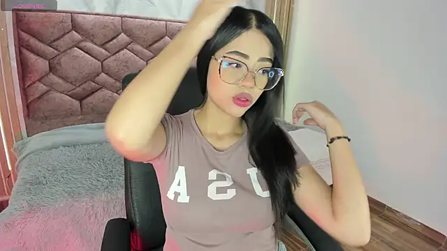 Sussan love01 online show from 10/06/25, 12:02