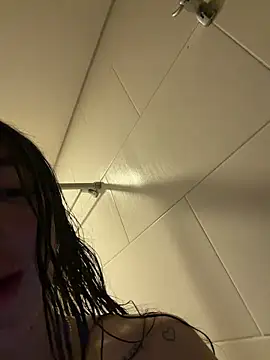 alejandra jonees online show from 02/03/26, 02:53