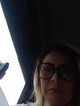 CandieGilson   online show from 09/26/25, 11:14