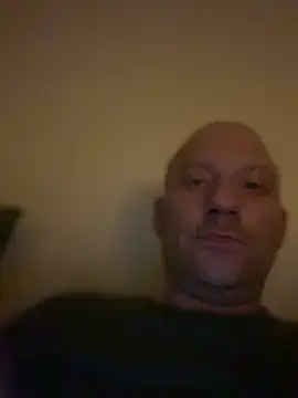 Snapshot of Krzysiekg123 chatting on 02/21/25, 07:32 Krzysiekg123 online show from 02/21/25, 07:32