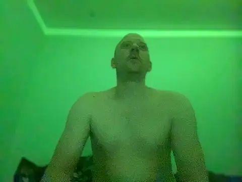 Snapshot of Krzysiekg123 chatting on 02/23/25, 07:28 Krzysiekg123 online show from 02/23/25, 07:28