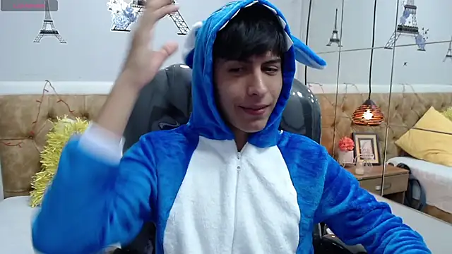 Estiv18  online show from 03/12/25, 01:58